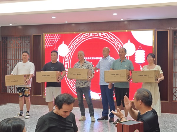 Fujian Taian Lamination Film Co.,Ltd. Midhöstfestivalens återföreningsbankett, en ny resa.